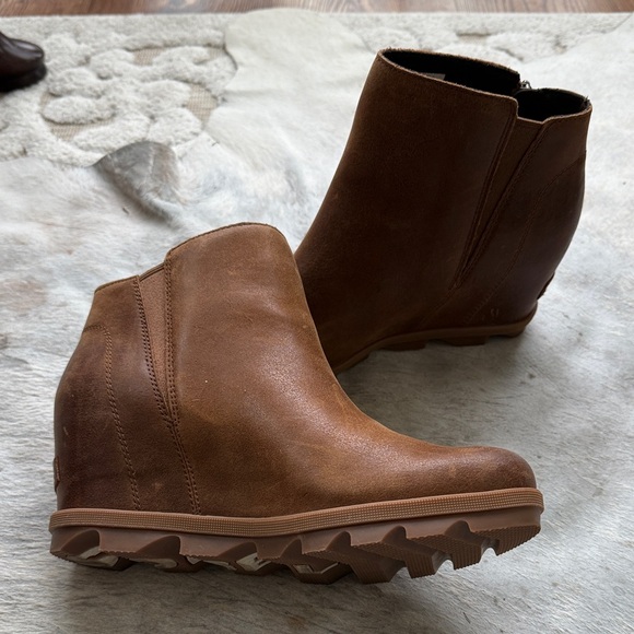 Sorel Shoes - Sorel Joan of Arctic Brown Leather Ankle Boots